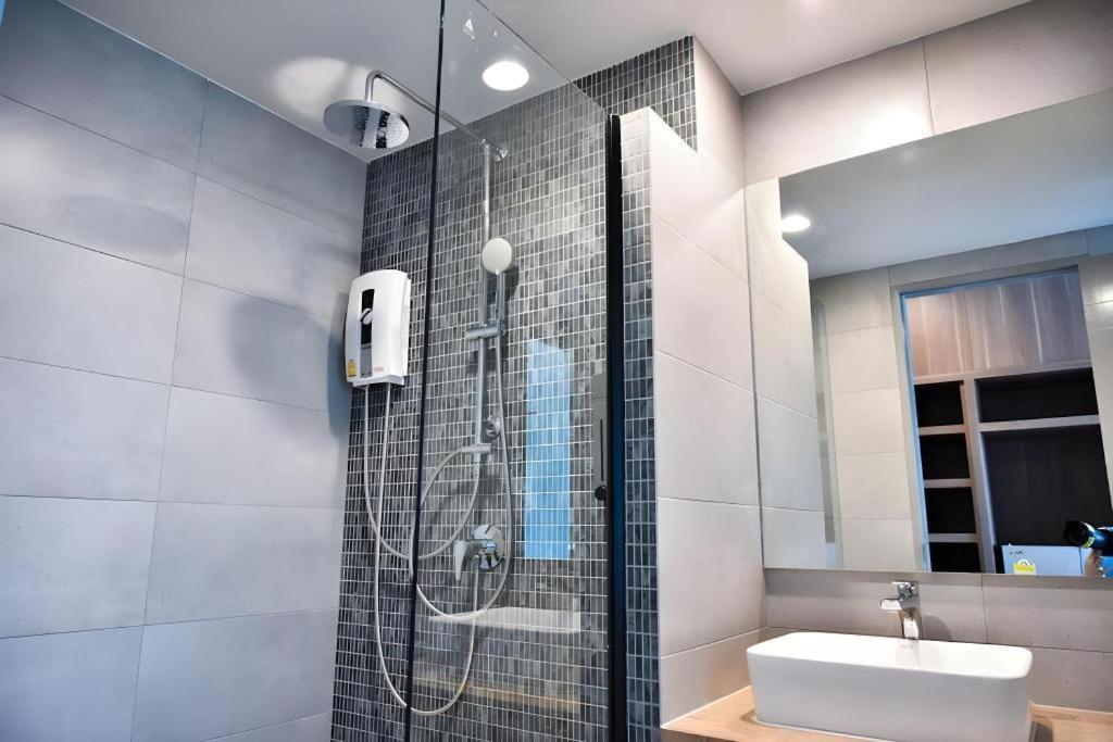 @Sleep Hotel Nakhonpathom Kültér fotó